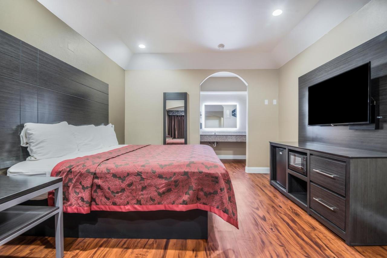 Scottish Inns & Suites Iah Airport-Beltway 8 Aldine ภายนอก รูปภาพ