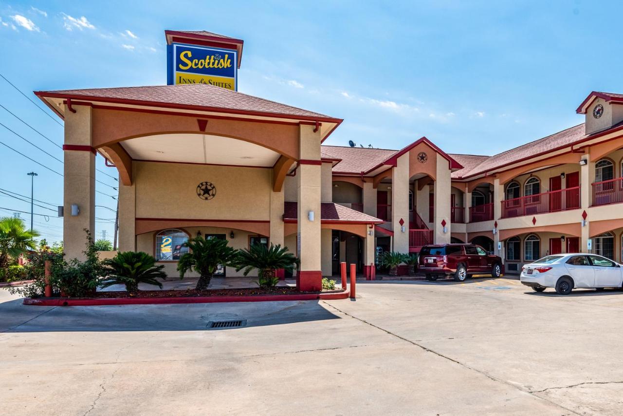 Scottish Inns & Suites Iah Airport-Beltway 8 Aldine ภายนอก รูปภาพ