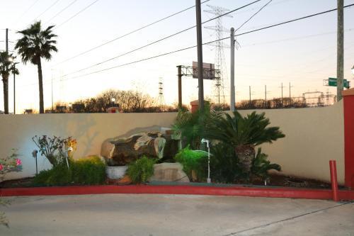 Scottish Inns & Suites Iah Airport-Beltway 8 Aldine ภายนอก รูปภาพ