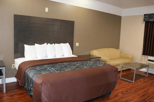 Scottish Inns & Suites Iah Airport-Beltway 8 Aldine ภายนอก รูปภาพ